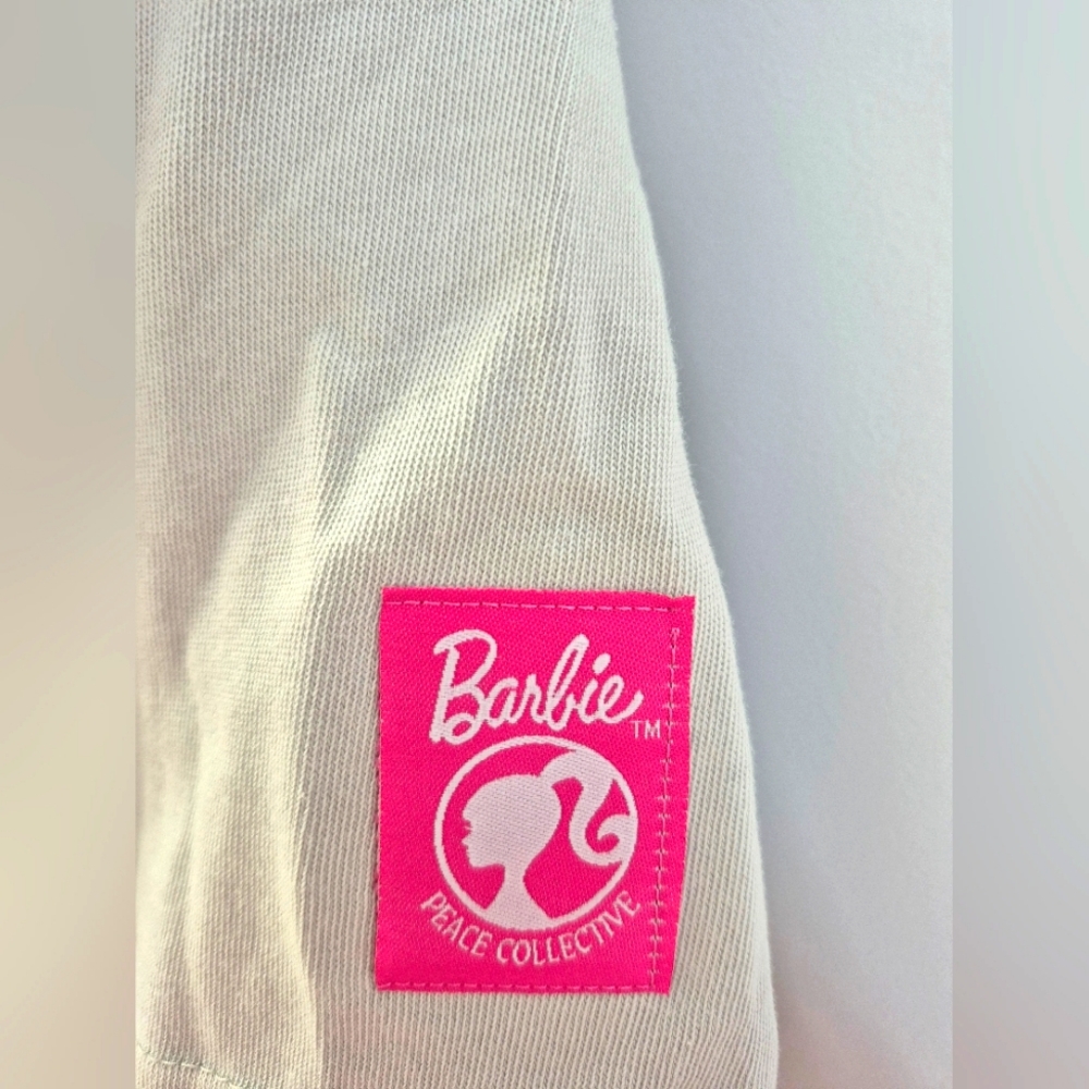 NWT Peace Collective Barbie One Of A Kind Heavyweight Graphic T-Shirt, grey, M - Picture 4 of 5
